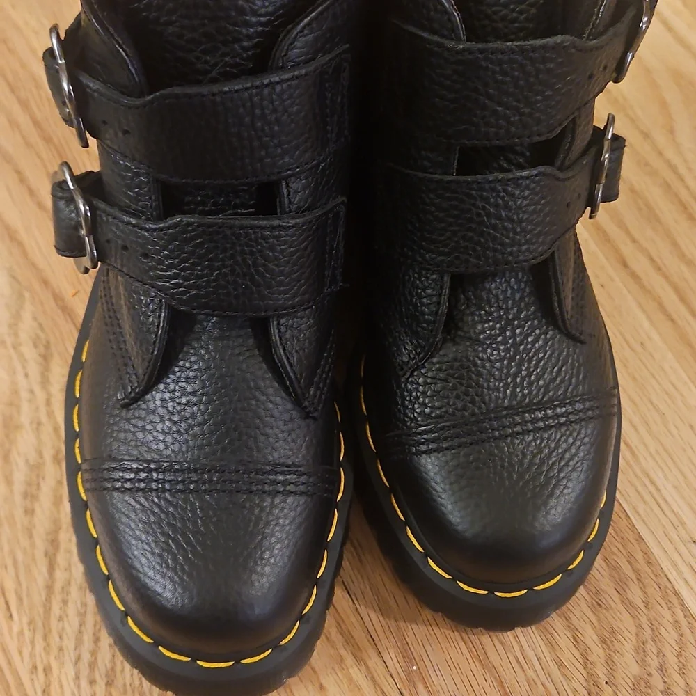 Dr. Martens Devon Flower Platform - Picture 4 of 6